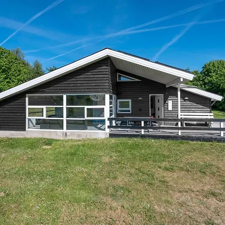 Fria - 200m From The Sea By Interhome Feriehus