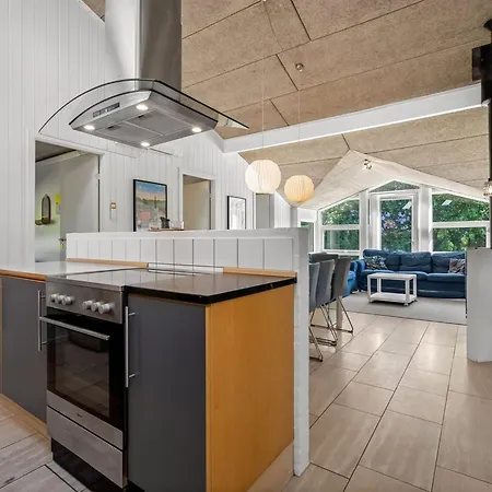 Fria - 200m From The Sea By Interhome *